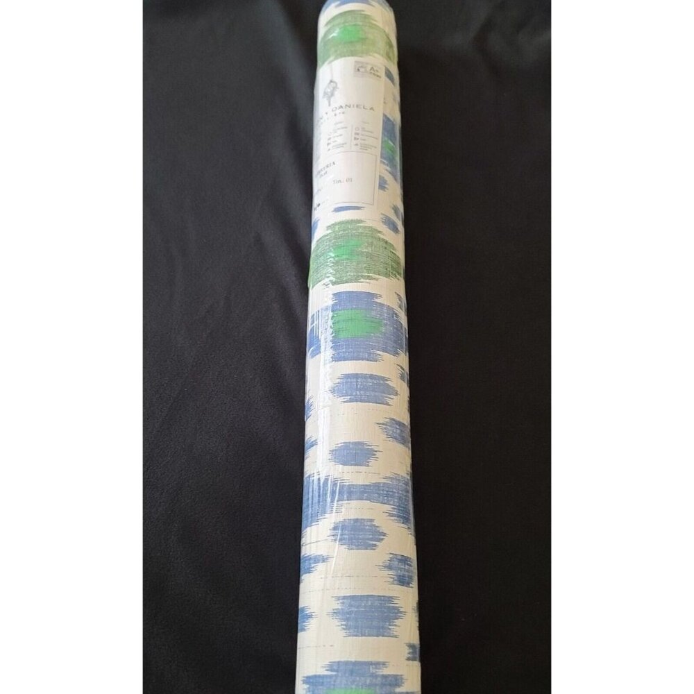Gaston Y Daniela Wallpaper Libreria Ikat Azul GDW-5446-002 27.5 in X 32.8 ft NEW - Picture 2 of 9